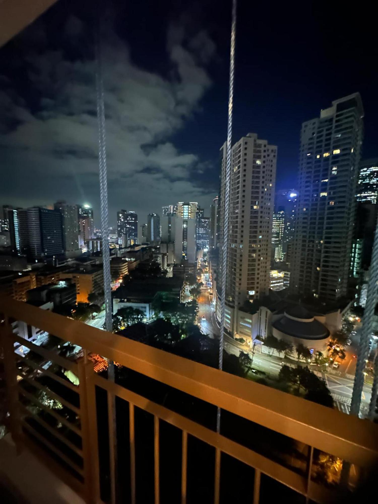 Cozy Place With City View At Greenbelt Makati Manila Luaran gambar
